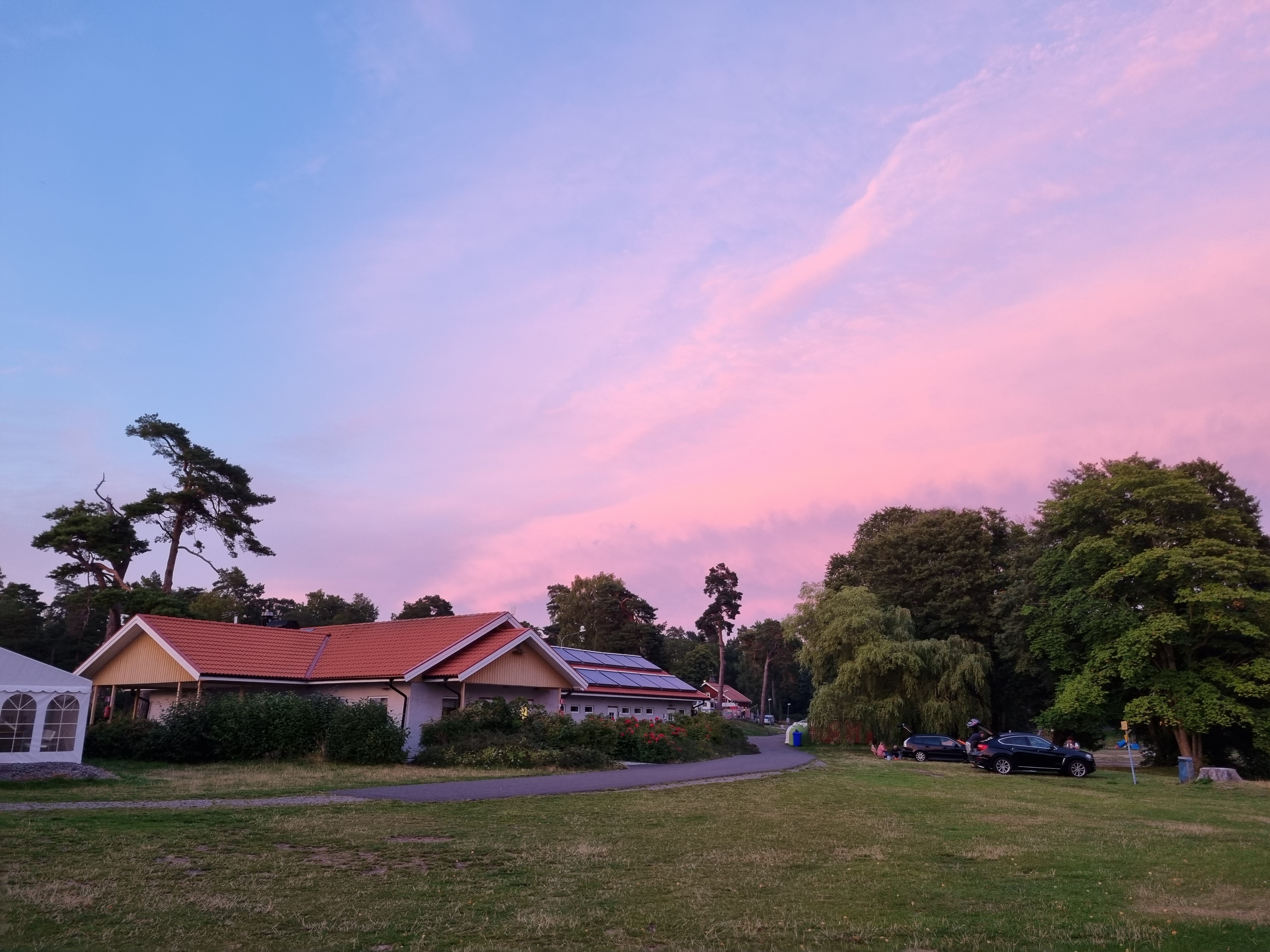 Kinnekulle Camping — Area da campeggio in Hällekis