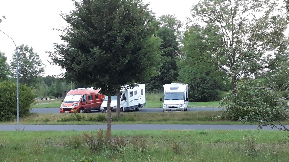 Stellplatz am Fischhofpark — Sp. parking dla kamperów in Tirschenreuth