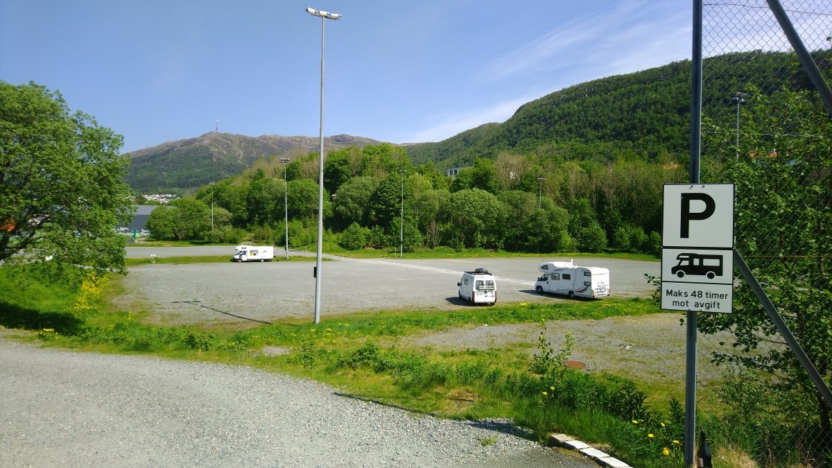 (geshlossen) Slettebakken Bergen — Aire camping car in Bergen