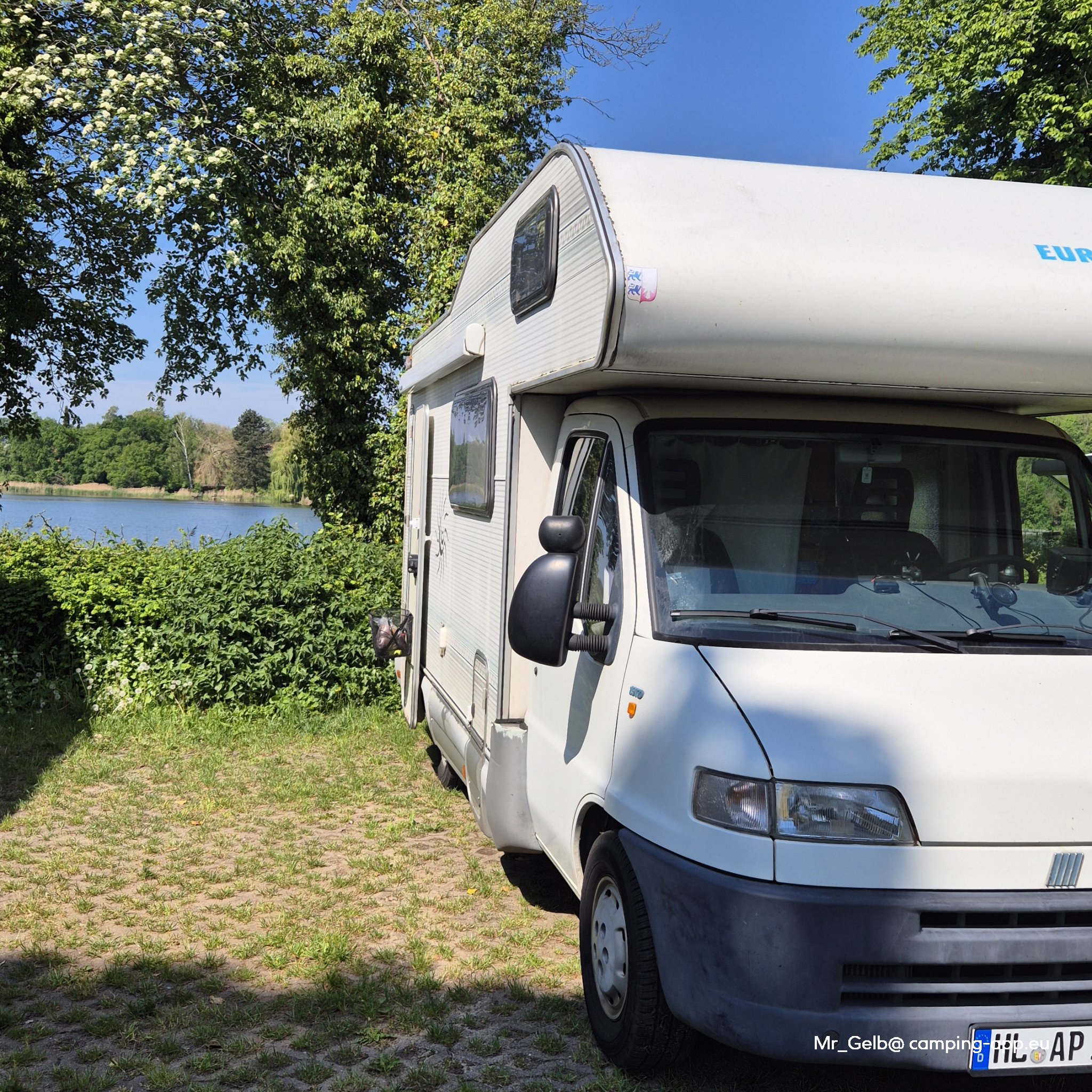 Stellplatz am Waldschwimmbad Lensahn — Area di sosta in Lensahn
