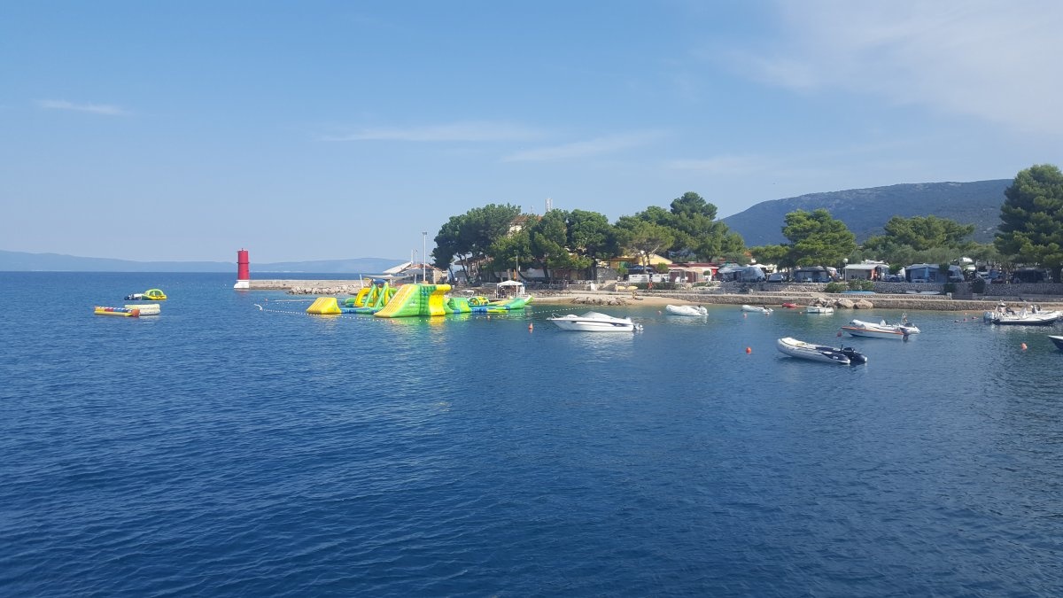 Camping Kovačine — Campingplatz in Cres
