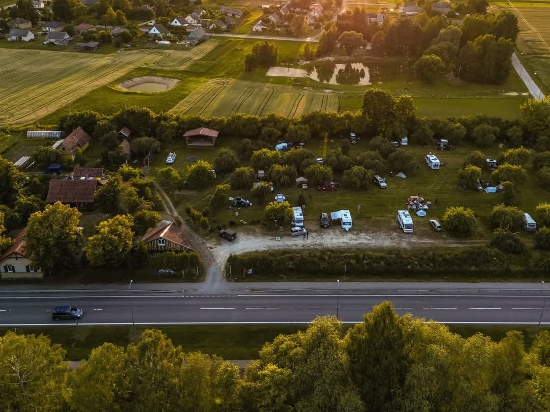 Sunny Nights Camping — Area da campeggio in Gataučiai