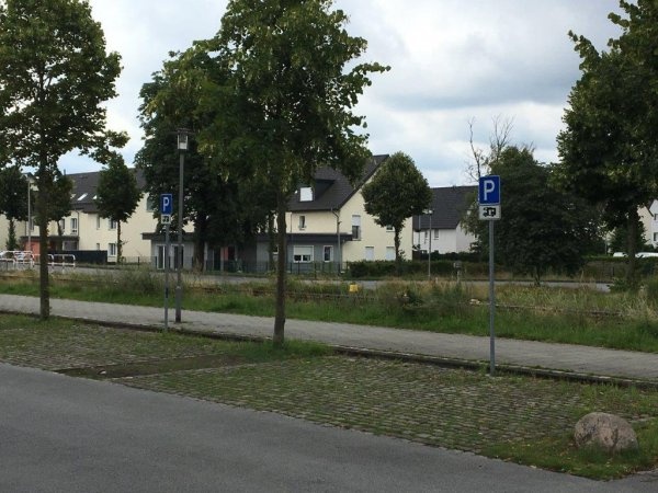 Bahnhof Halle — Camperplaats in Halle (Westfalen)