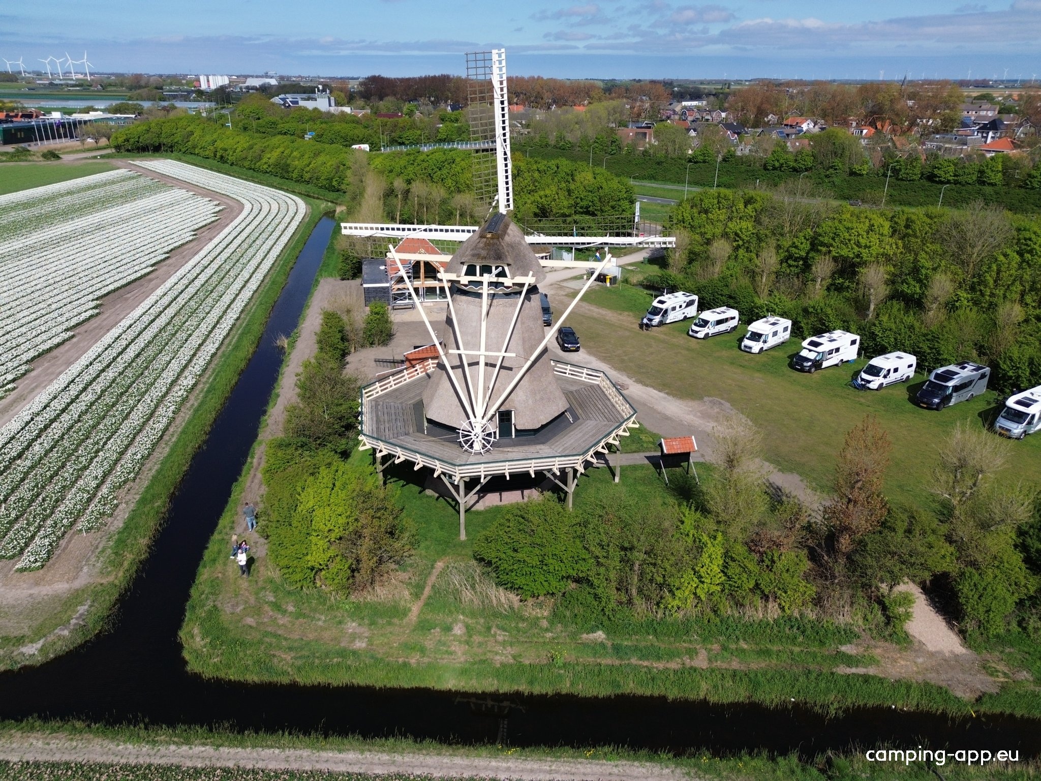 Korenmolen De Hoop — Ställplats in t' Zand