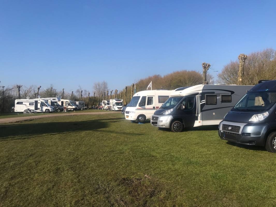 Korenmolen De Hoop — Stellplatz in t' Zand