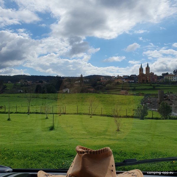 Área Autocaravanas LAS HAZAS — Photo 4