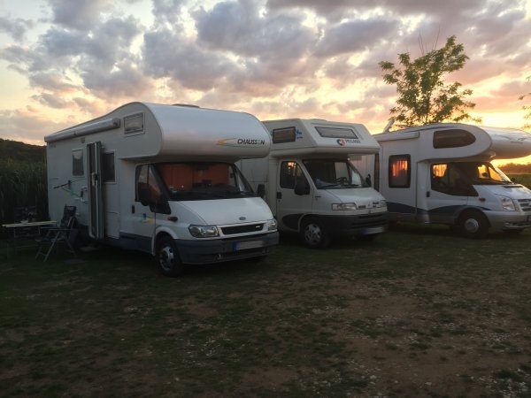 Stellplatz Am Entengraben — Karavan Sitesi in Wassertrüdingen