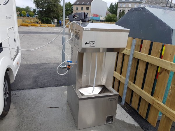 Trondheim bobilparkering Nyhavna — Photo 2