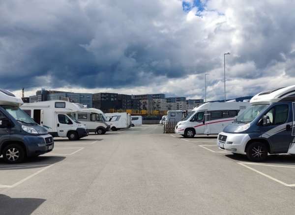 Trondheim bobilparkering Nyhavna — Photo 5