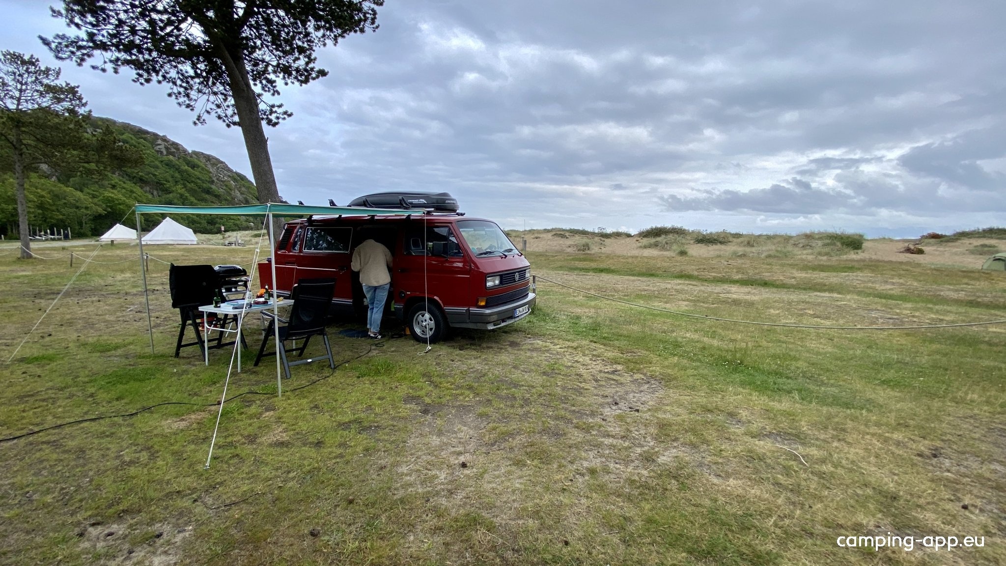 Lomsesanden Familiecamping — Campingplass in Farsund