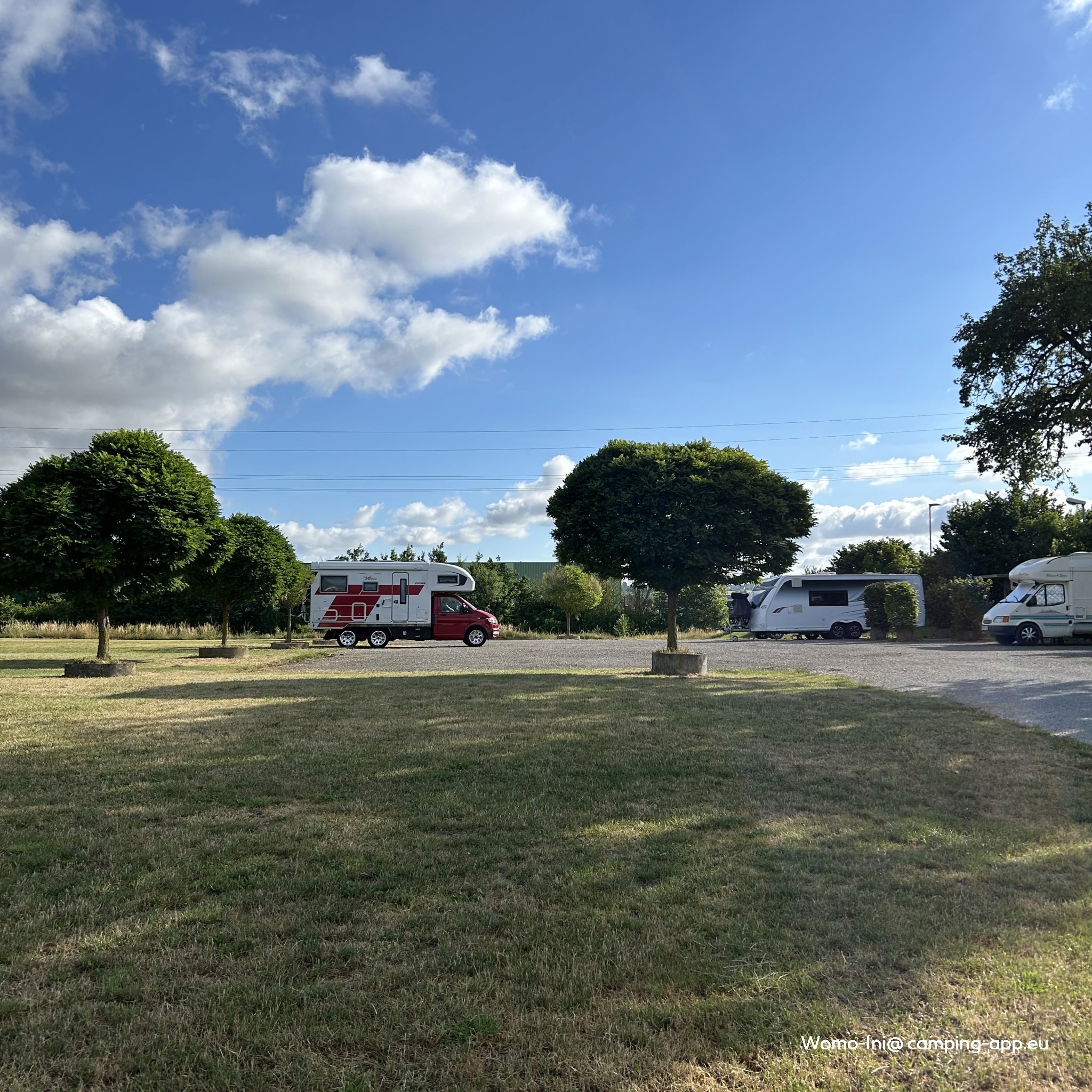Stellplatz am Autohof Wörnitz — Area di sosta in Wörnitz