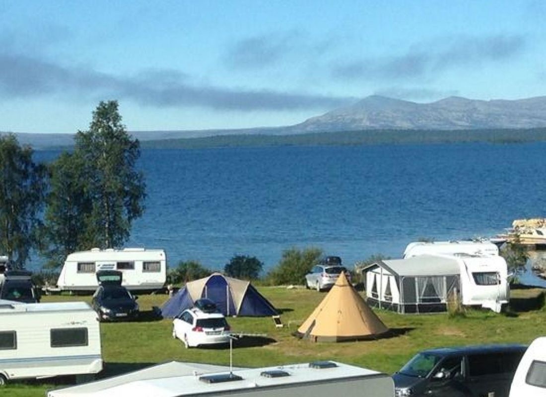 Båtstø Camping — Campingplats in Elgå