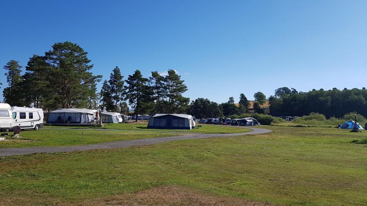 Onsakervika Camping — Campingplads in Røyse