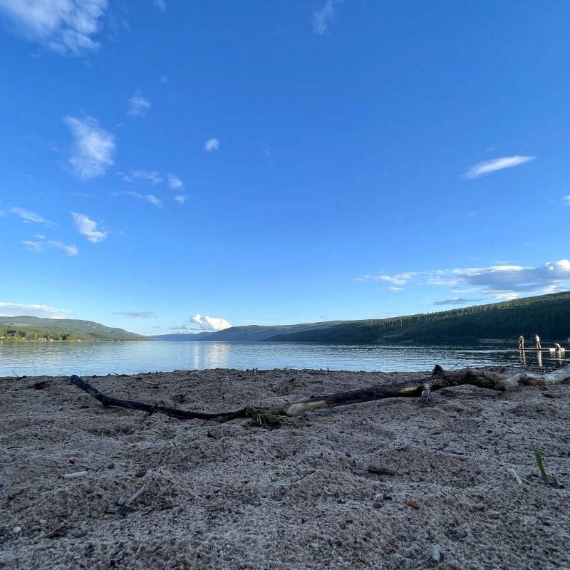 Storsjøsenteret Åkrestrømmen — Campingplads in Rendalen