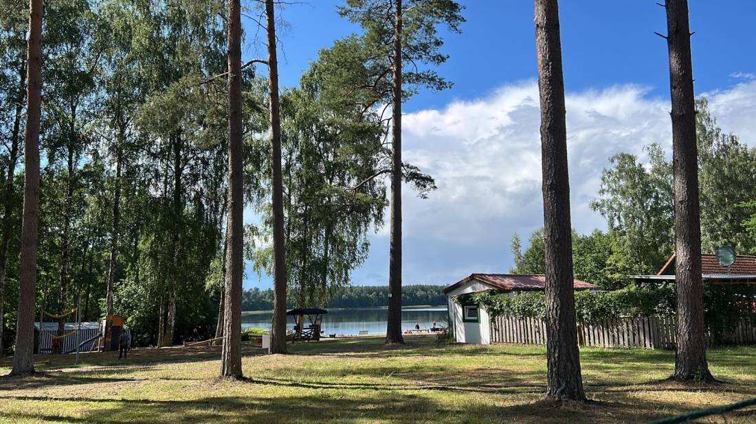 Stellplatz Camping Oase Waldsee — QuickStop in Neu Poserin