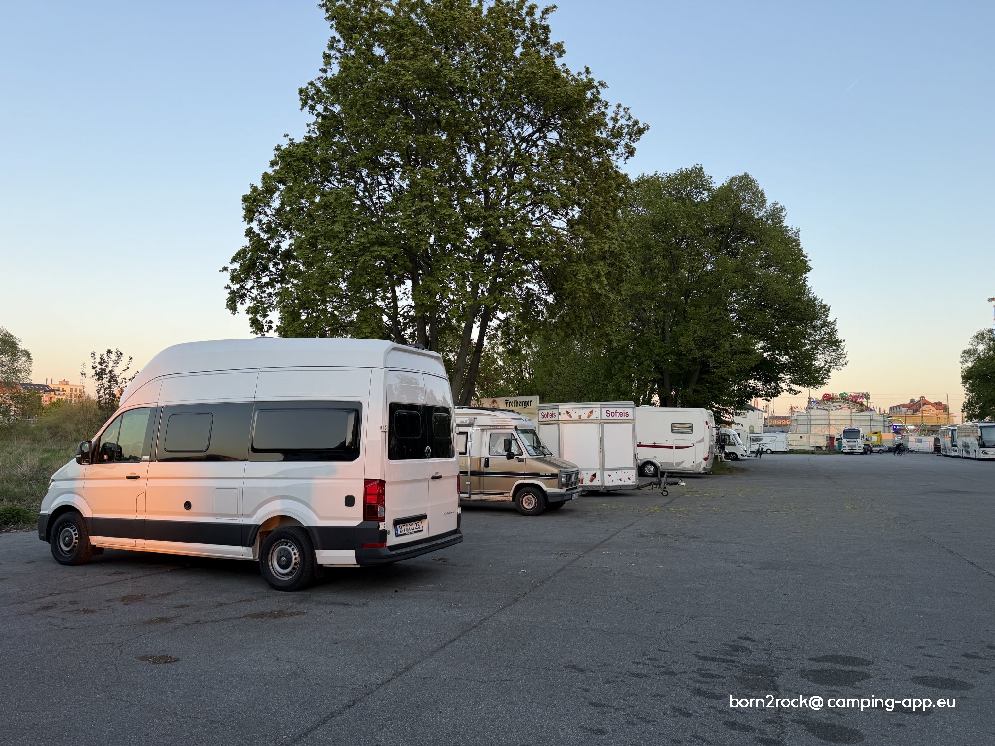 Parkplatz Pieschener Allee — Parking publiczny in Dresden