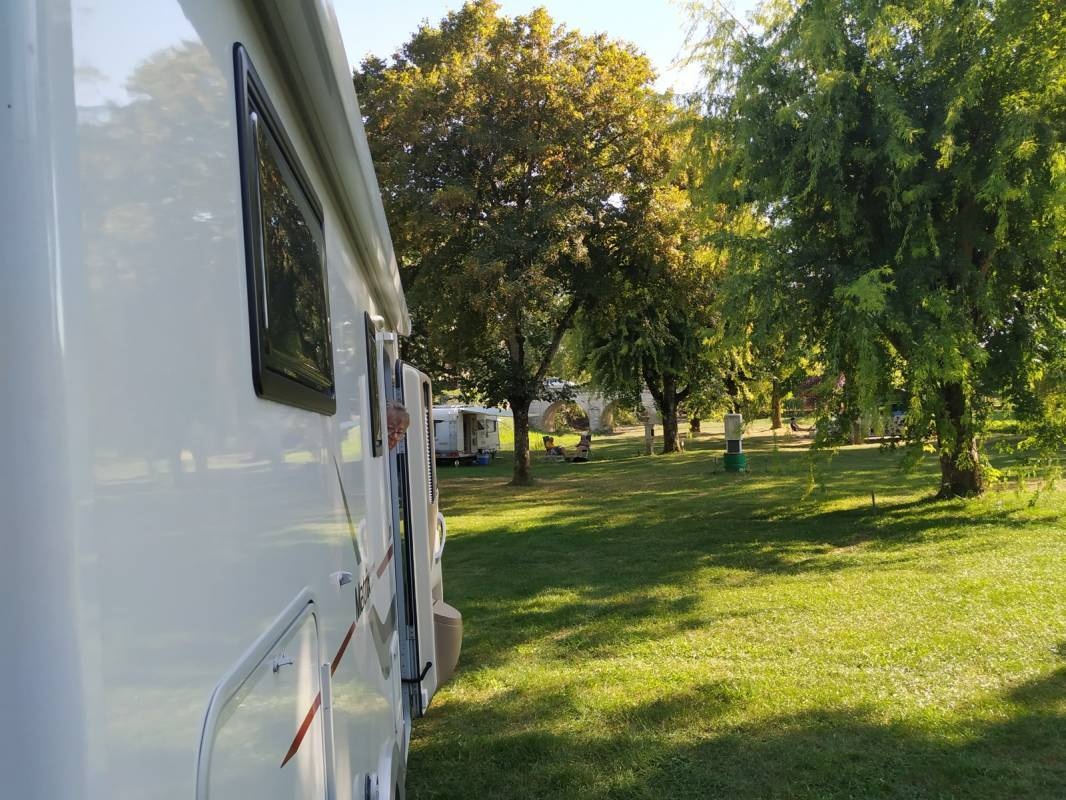 Camping Simandre sue Suran — Kemp in Simandre sue Suran