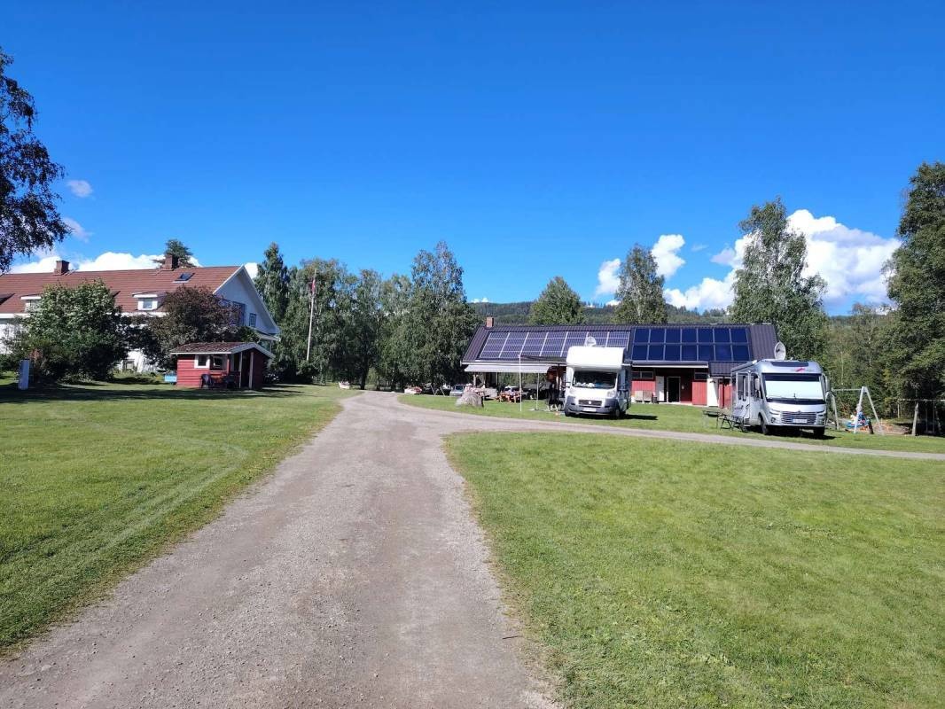 Lyngstrand Camping — Kemp in Fluberg