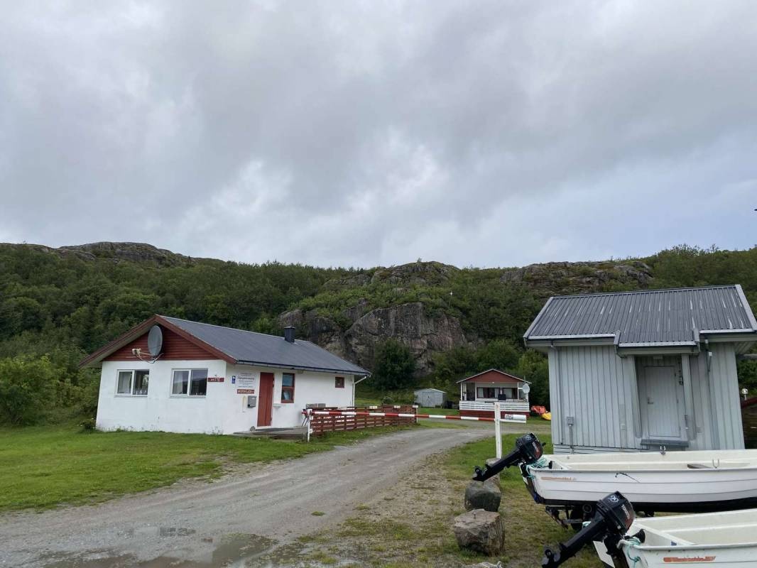Skjærgårdscamping — Місце для кемпінгу in Rørvik