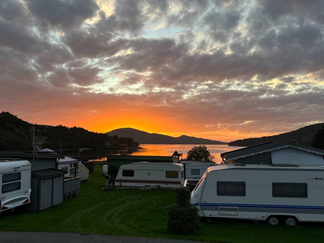 Belsvik Camping — Campingplats in Hellandsjøen