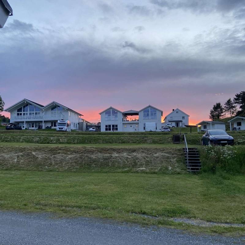 Skogrand Camping — Campingplads in Kyrksæterøra