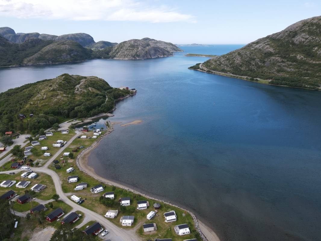 Osen Fjordcamping — Cámping in Steinsdalen