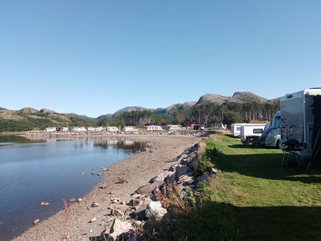 Osen Fjordcamping — Campingplass in Steinsdalen