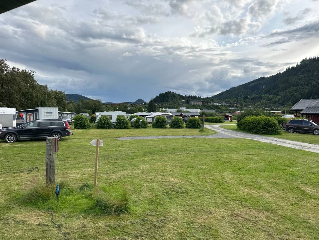Vårvolden Camping — Area da campeggio in Støren
