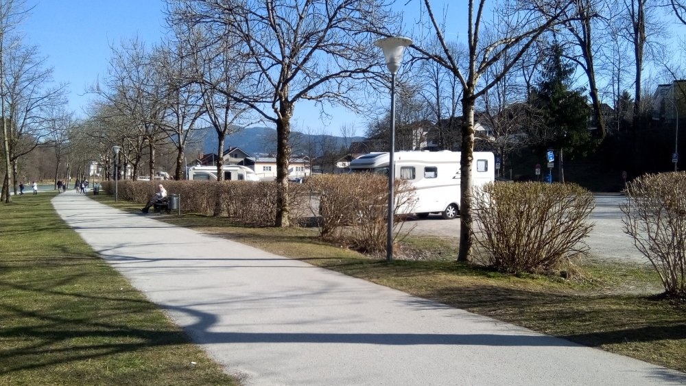 Wohnmobilhafen Bad Tölz — Sp. parking dla kamperów in Bad Tölz