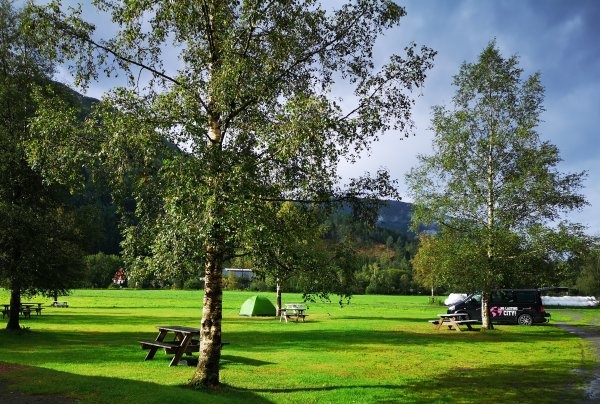 Folgefonn Hytter & Gardscamping — Cámping in Jondal