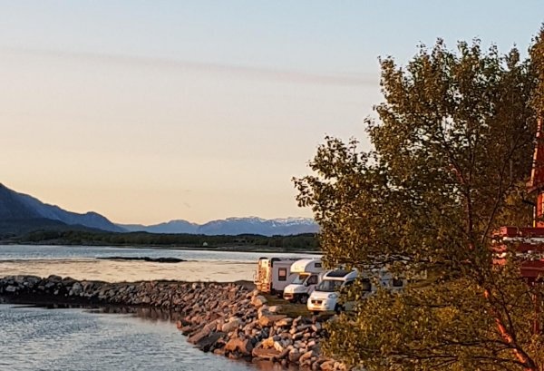 Offersøy Camping — Area da campeggio in Sandessjøen