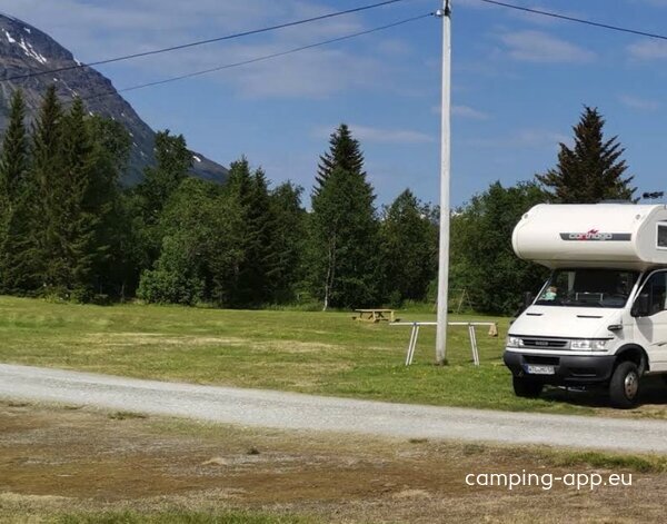 Rotsundelv Camping
