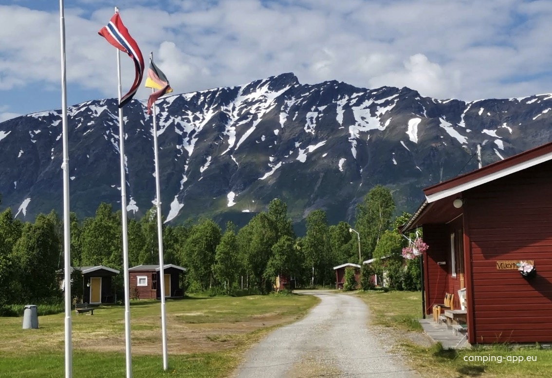 Rotsundelv Camping — Campingplads in Rotsund