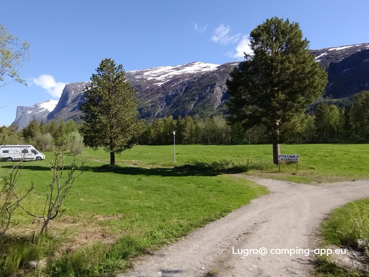 Tørfoss Fiskecamp — Sítio de acampamento in Storslett