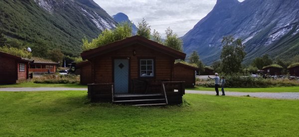 Trollstigen Camping — Photo 3