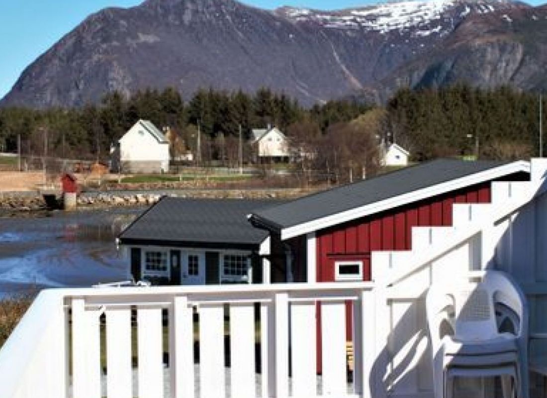 Sandneset Camping — Campingplads in Midsund