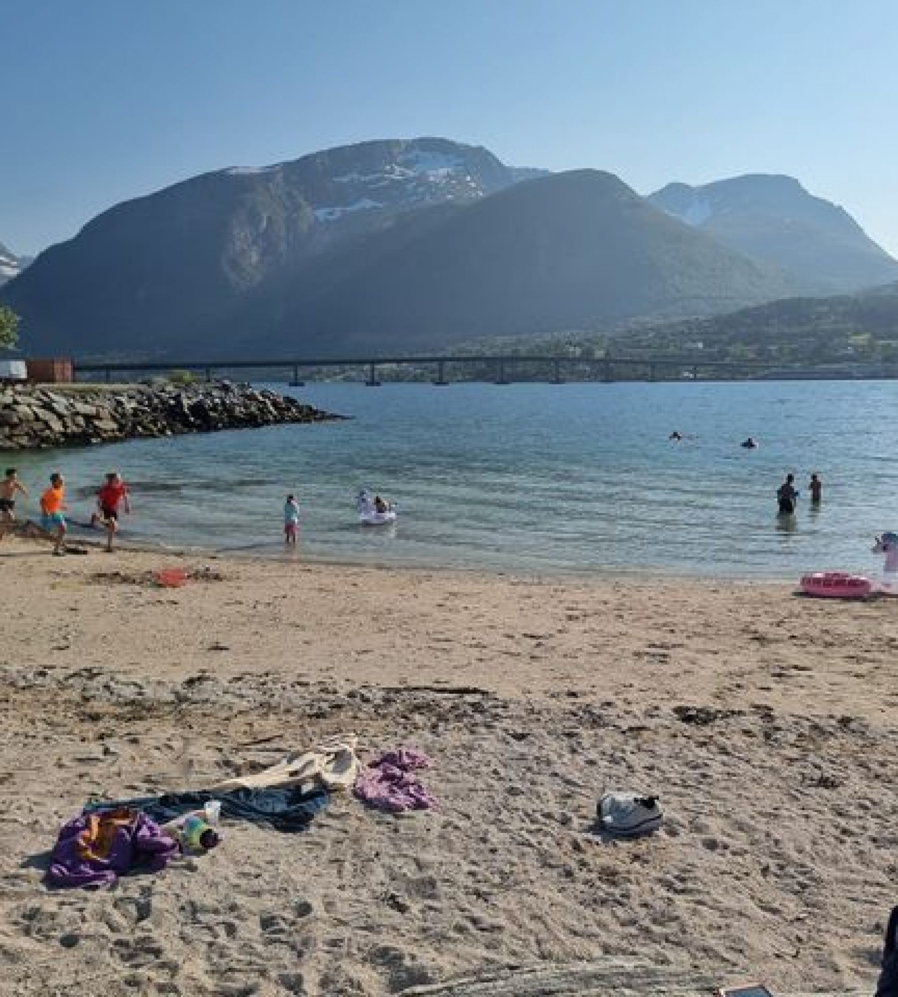 Sjøbakken Camping — Campingplass in Sykkylven