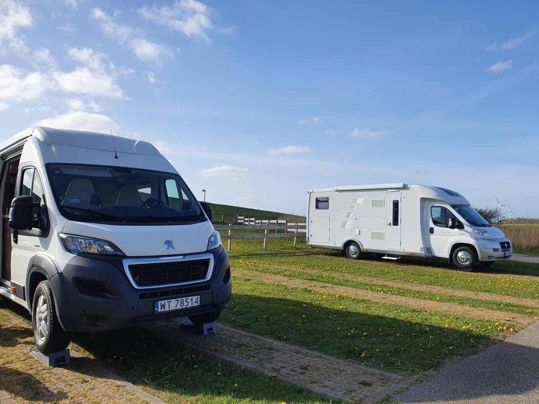 Wohnmobilstellplatz Emmelsbüll - Horsbüll — Camperplads in Emmelsbüll-Horsbüll