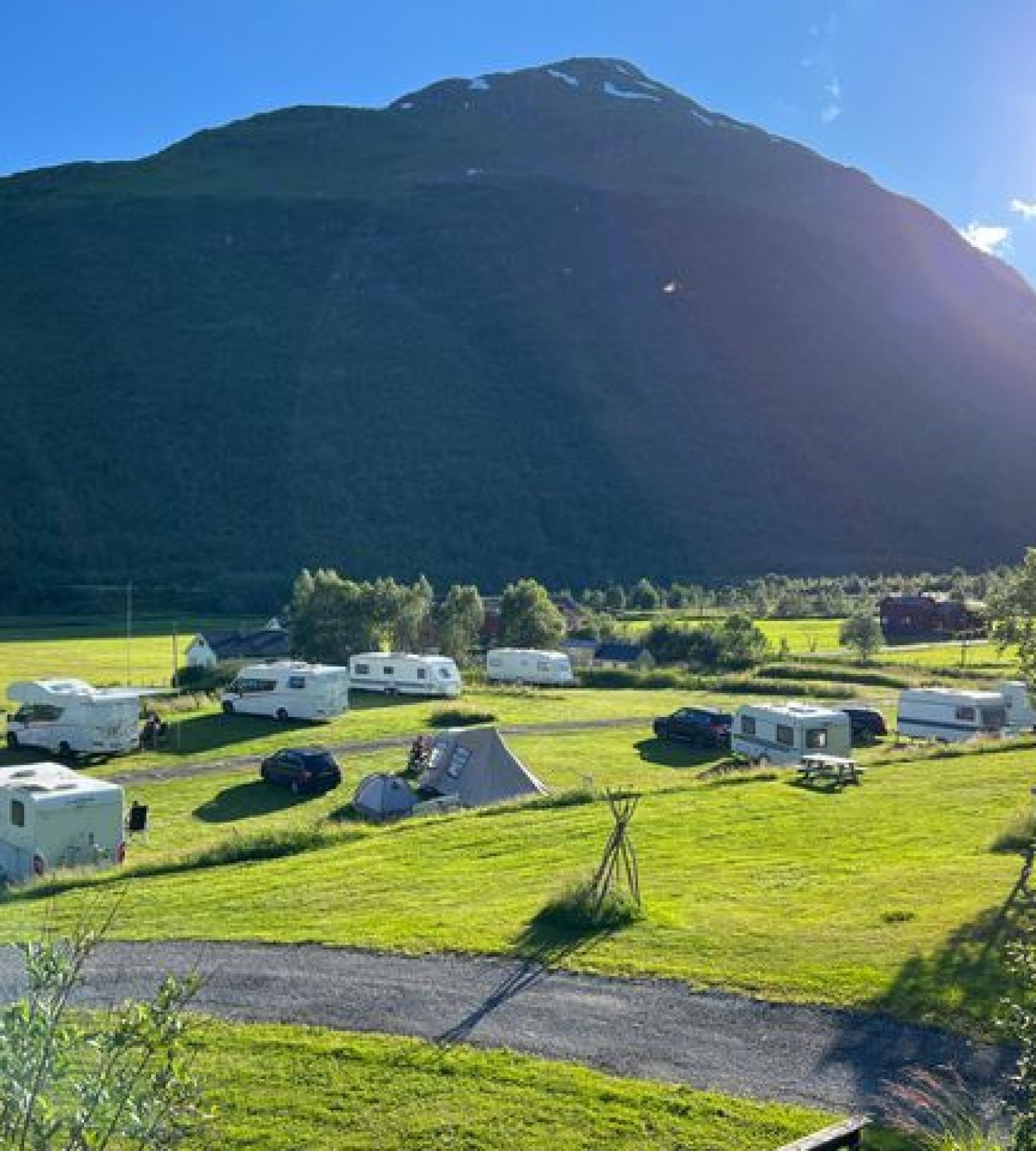 Uteplassen Camping — Campingplads in Sogndal