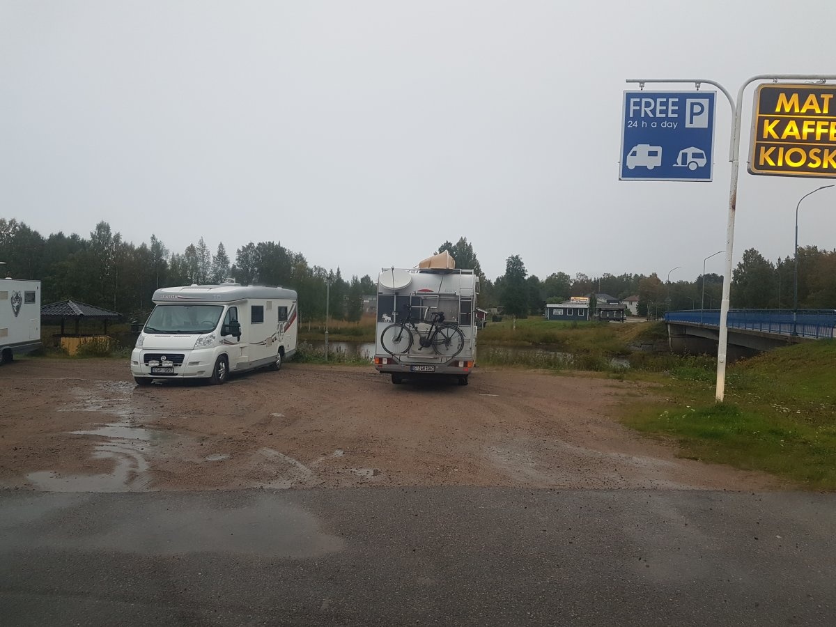 Petterssons Bar — Aire camping car in Ytterhogdal