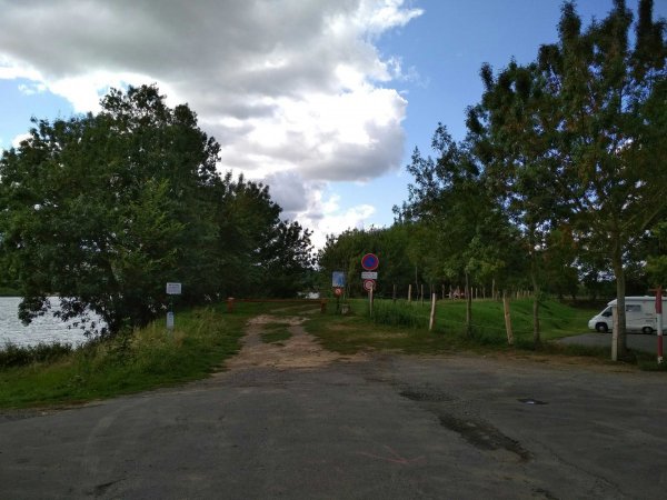 Camping-car Park Villebernier — Photo 2