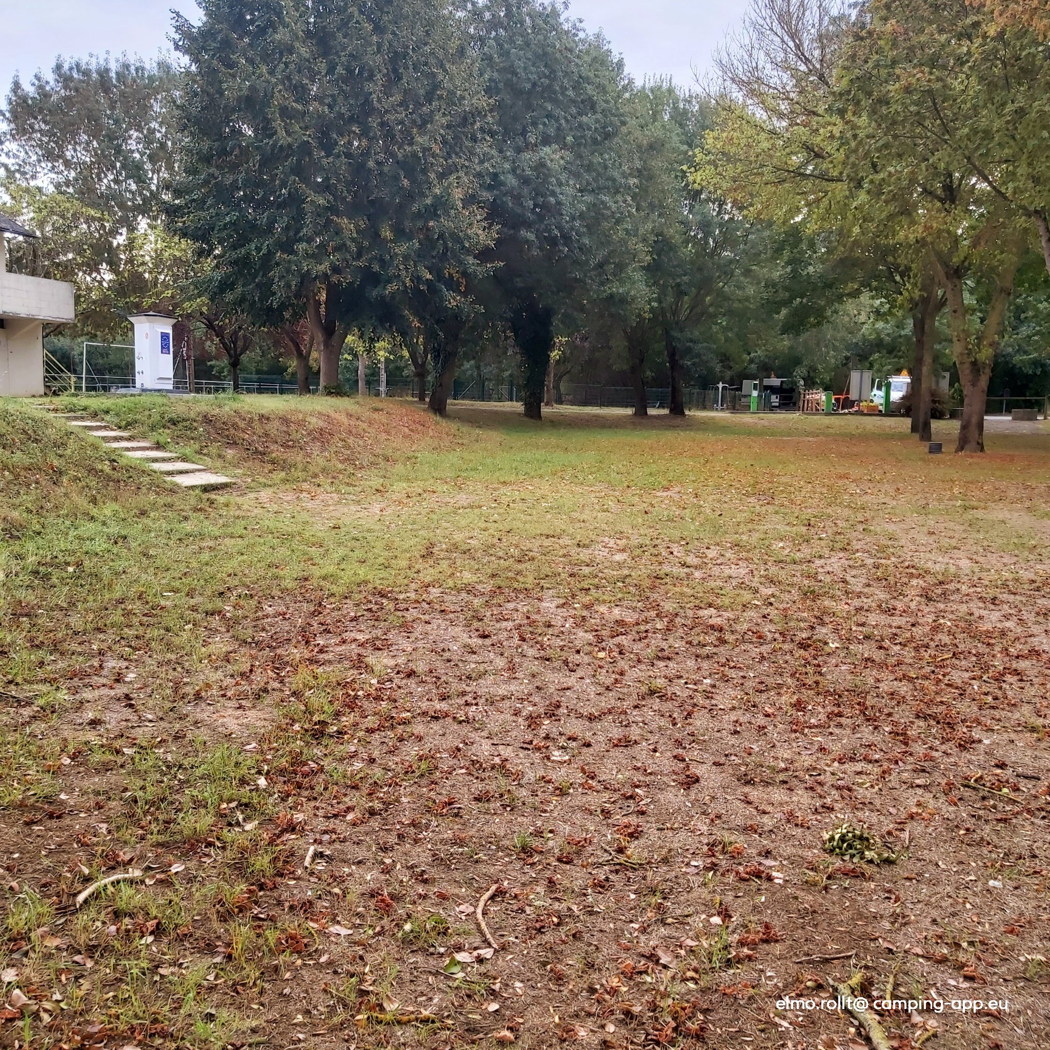 Stellplatz Villebernier — Fotoğraf 6