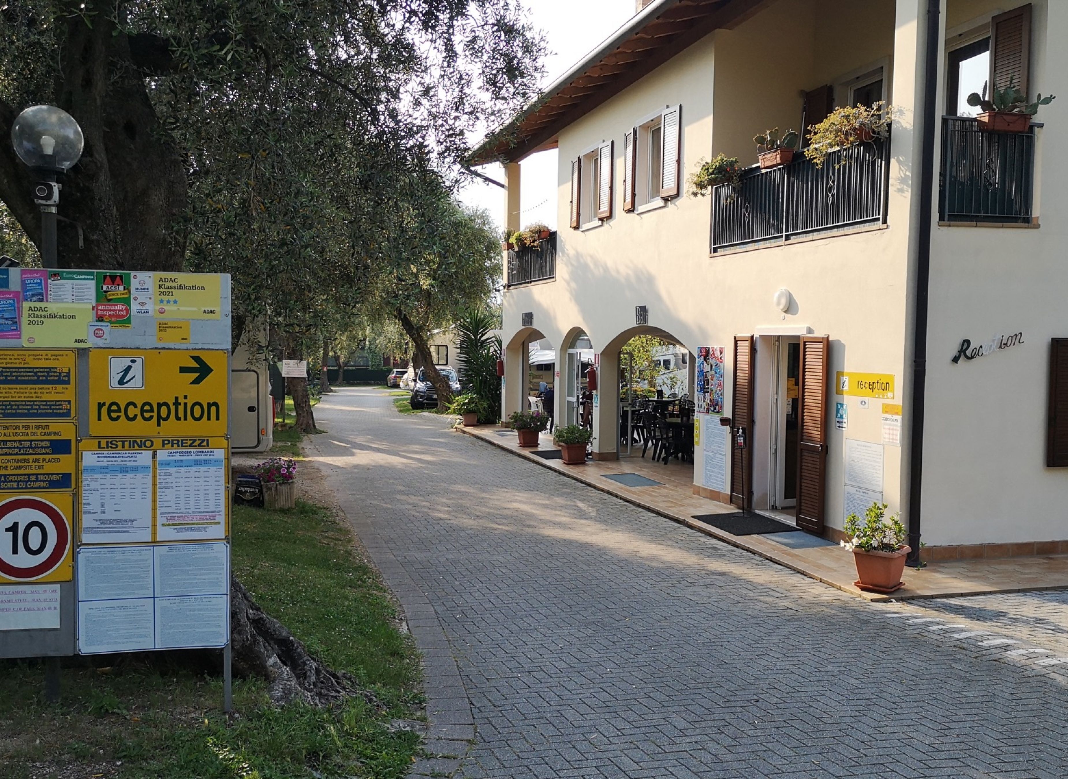 Camping Lombardi ** — Campingplatz in Malcesine VR