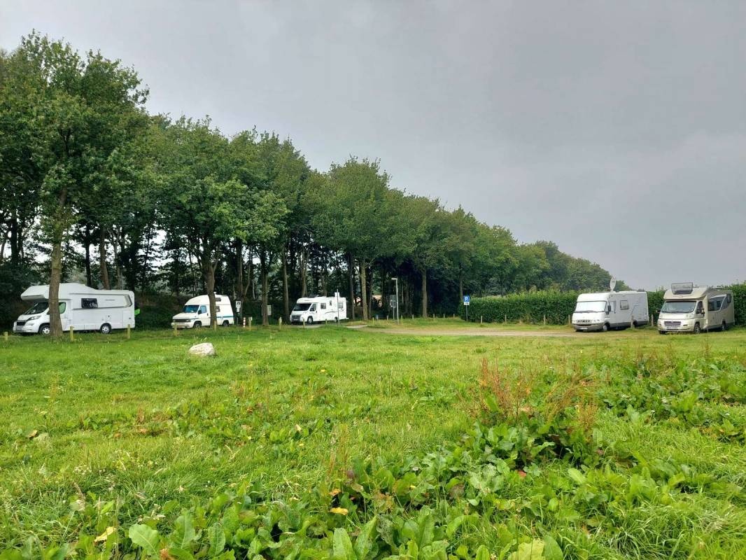 Stellplatz am Erikasee Esterwegen — Bobilplass in Esterwegen