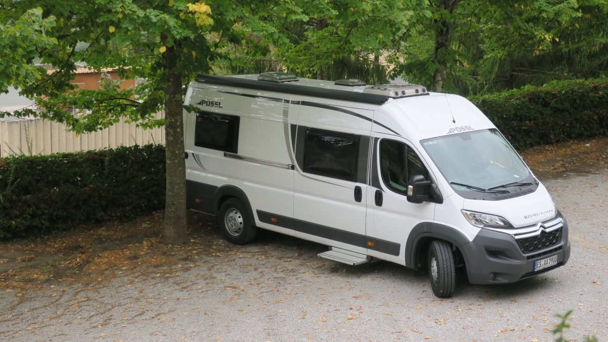 Area Sosta Camper Radda in Chianti — Ställplats in Radda in Chianti