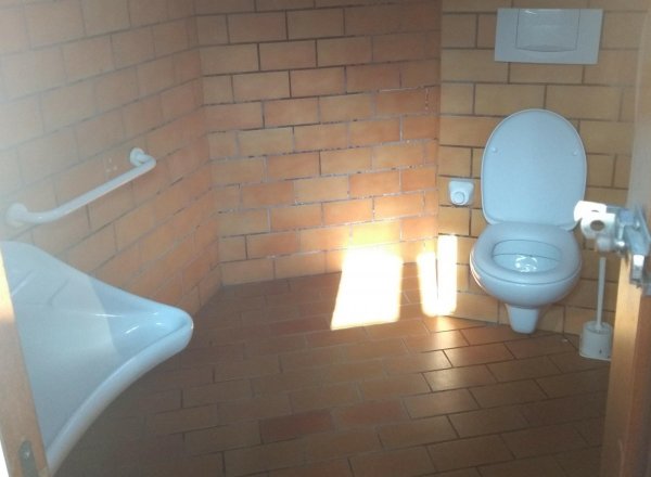 Area Camper Via Brione — Photo 4