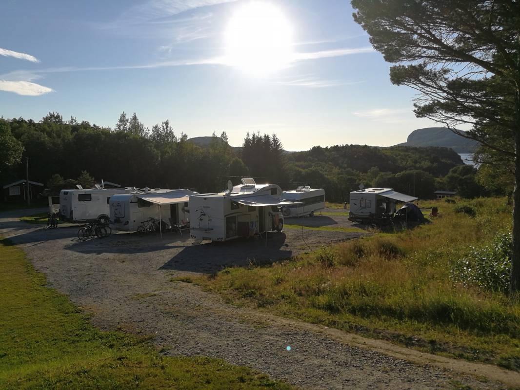 Flatanger Camping — Campingplads in Flatanger