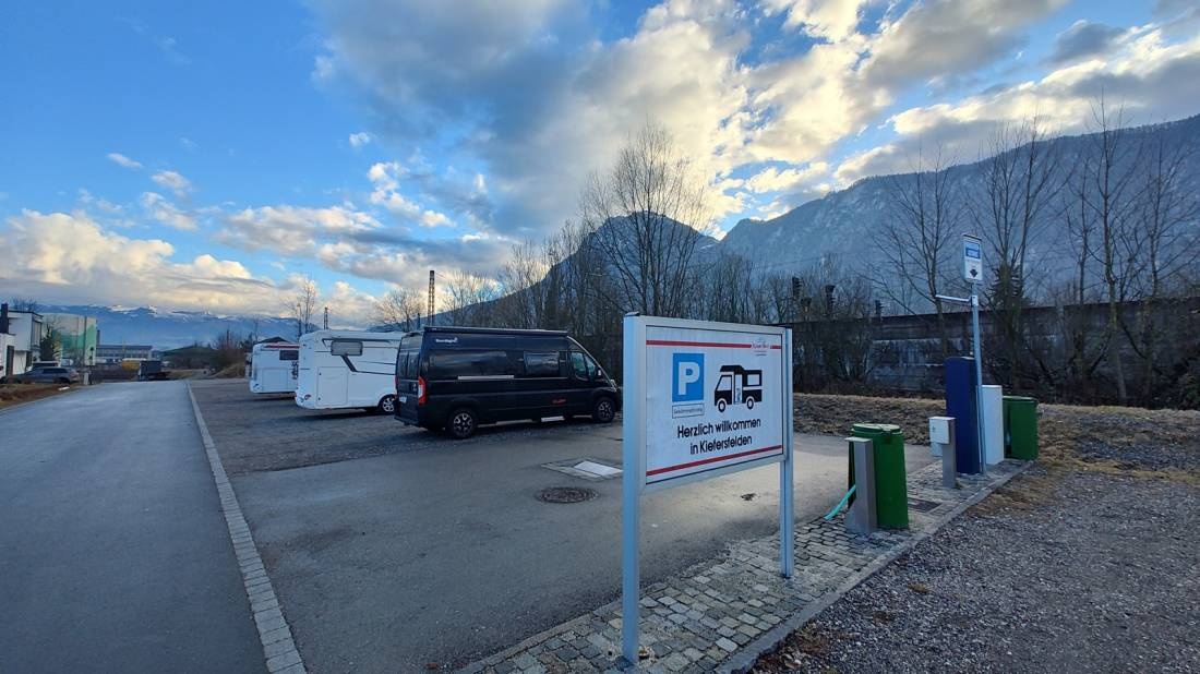 Stellplatz am Bahnhof — Bobilplass in Kiefersfelden