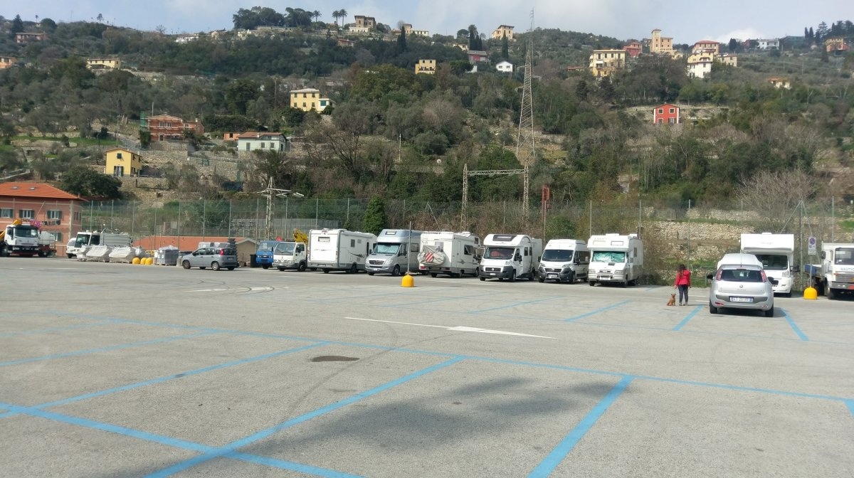 Area Sosta Camper - Comunale — Ställplats in Santa Margherita Ligure