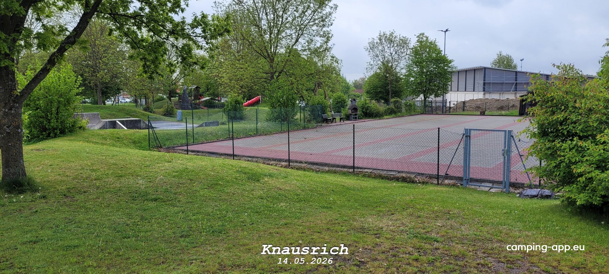 Übernachtungsparkplatz Wiesau — Photo 4